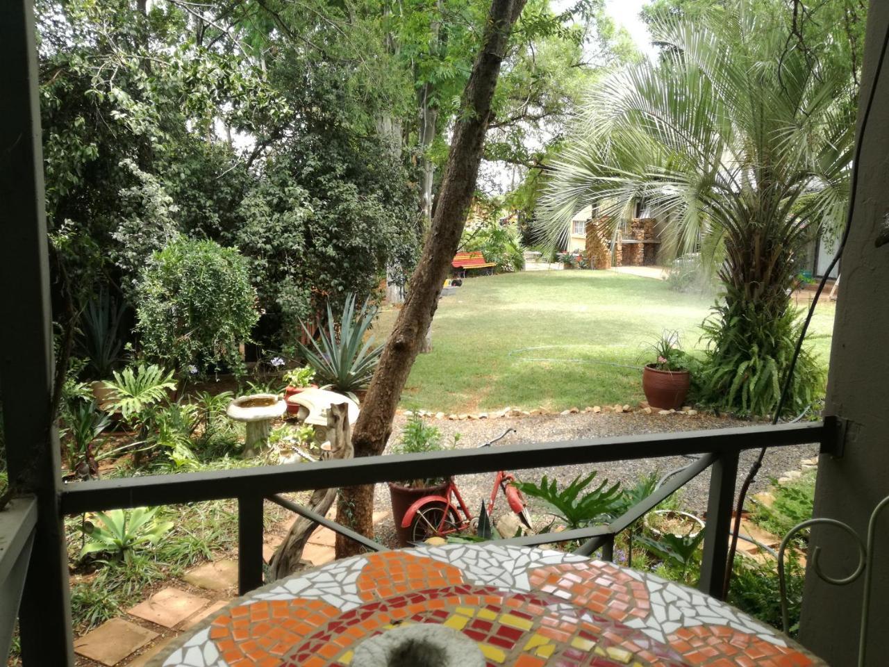 Adam'S Eden Guest House Pretoria-Noord Eksteriør billede